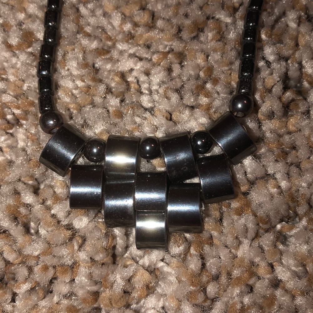 Metallic Necklace - Picture 5 of 6